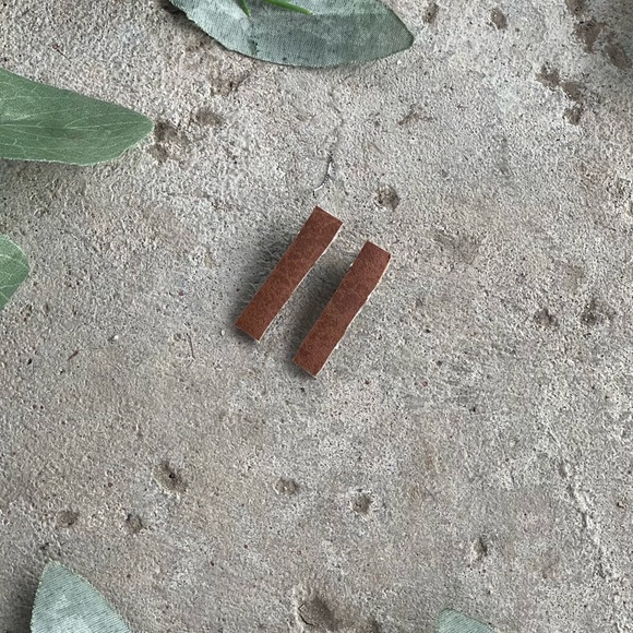 Hair Clips - Picture 9 of 15